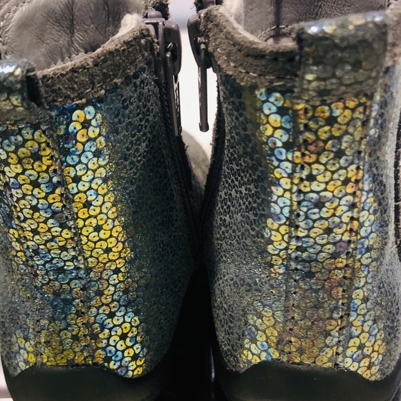 Stride Rite Booties - Picture 6 of 8